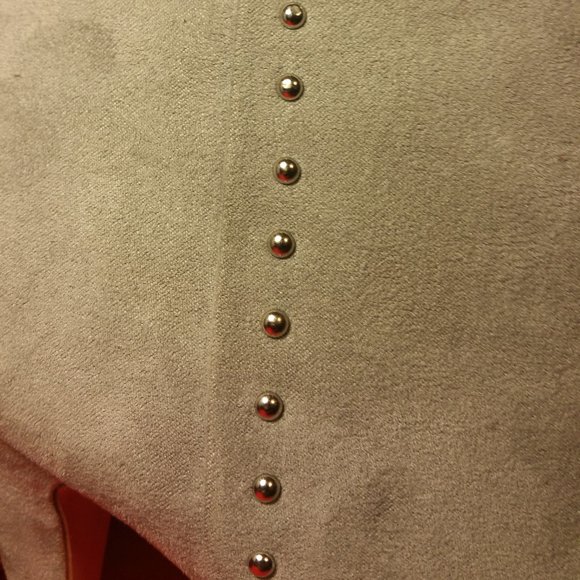 GREY BOOTIE W STUDS SIZE 9 - Picture 6 of 6